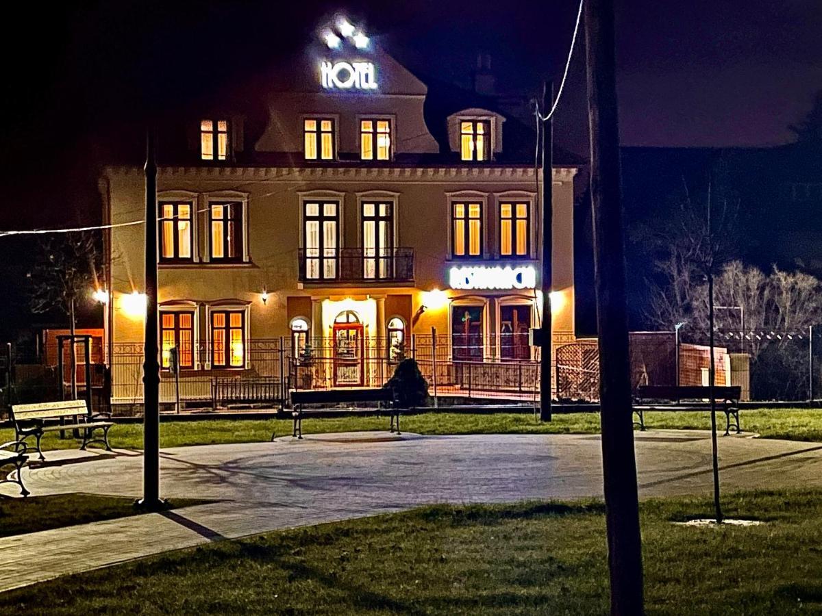 Hotel Stylowa 3*